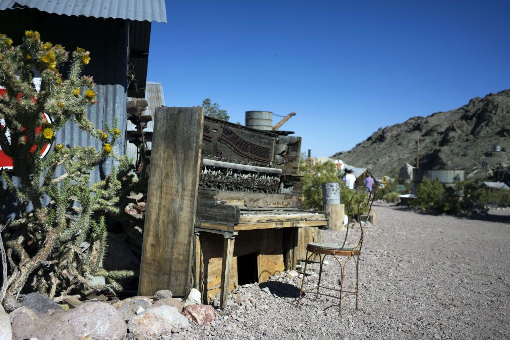 Arizona Ghost Towns and Wild-West Day Trip from Las Vegas